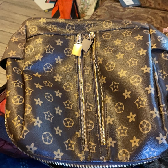 Handbag - Picture 5 of 6